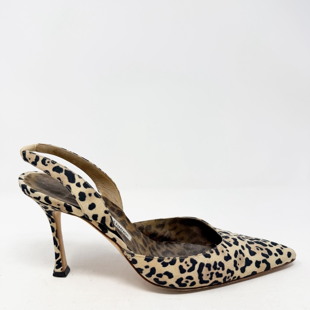 Manolo Blahnik Carolyne Leopard Print Canvas Slingback Heels Womens Size EU 38.5 - Picture 4 of 9
